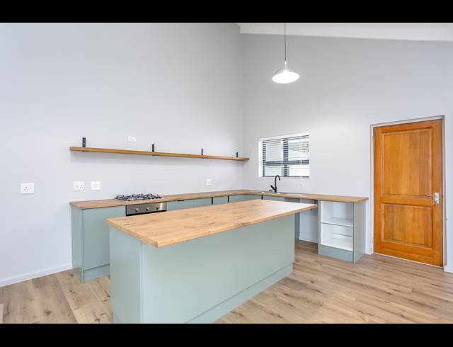 3 BEDROOM TOWNHOUSE RENTED IN CAPRI